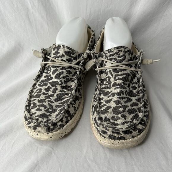 Hey Dude Wendy Woven Cheetah Gray Women’s Size 9 - Picture 2 of 7